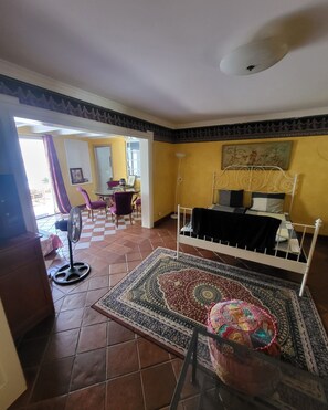 1 bedroom, iron/ironing board, free WiFi, bed sheets - Flora Bed & Breakfast Maspalomas (Room with breakfast) (Maspalomas)