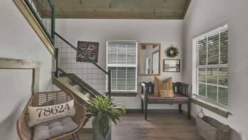 House, Multiple Beds, Patio, Garden View (3408 Grapecreek Ldge) | Interior