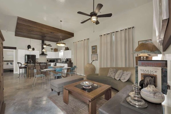 House, Multiple Beds, Hot Tub, Garden View (211-+213  ETravis - Combo) | Living area - Chic Comfort Just Steps From Main Street! (Fredericksburg)