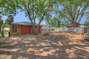 Exterior - Chic Comfort Just Steps From Main Street! (Fredericksburg)