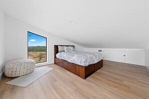 House, Multiple Beds, Hot Tub (337 Colt Valley) | 3 bedrooms, free WiFi