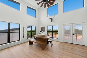 Dining - Hill Country Escape W/views Plus, Hot-tub and Pet Friendly! (Kerrville)