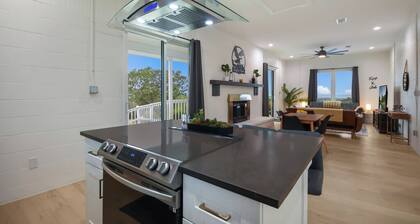 Lake Buchanan Retreat W/hot-tub