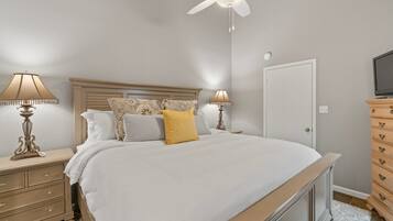 3 habitaciones, decoración personalizada y muebles diferentes