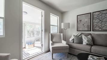 Casa, varias camas, acceso a la alberca, vista a la alberca (324 Suniland) | Vista desde la habitación