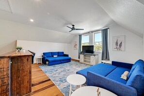 House, Multiple Beds, Hot Tub (6021 Circle J Rd) | Living area | Fireplace - Luxury Lakefront Escape on Lake Travis (Marble Falls)