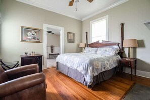 Casa, letti multipli, patio, vista giardino (208 N Avenue G) | 4 camere, con stile personalizzato, con arredamento individuale