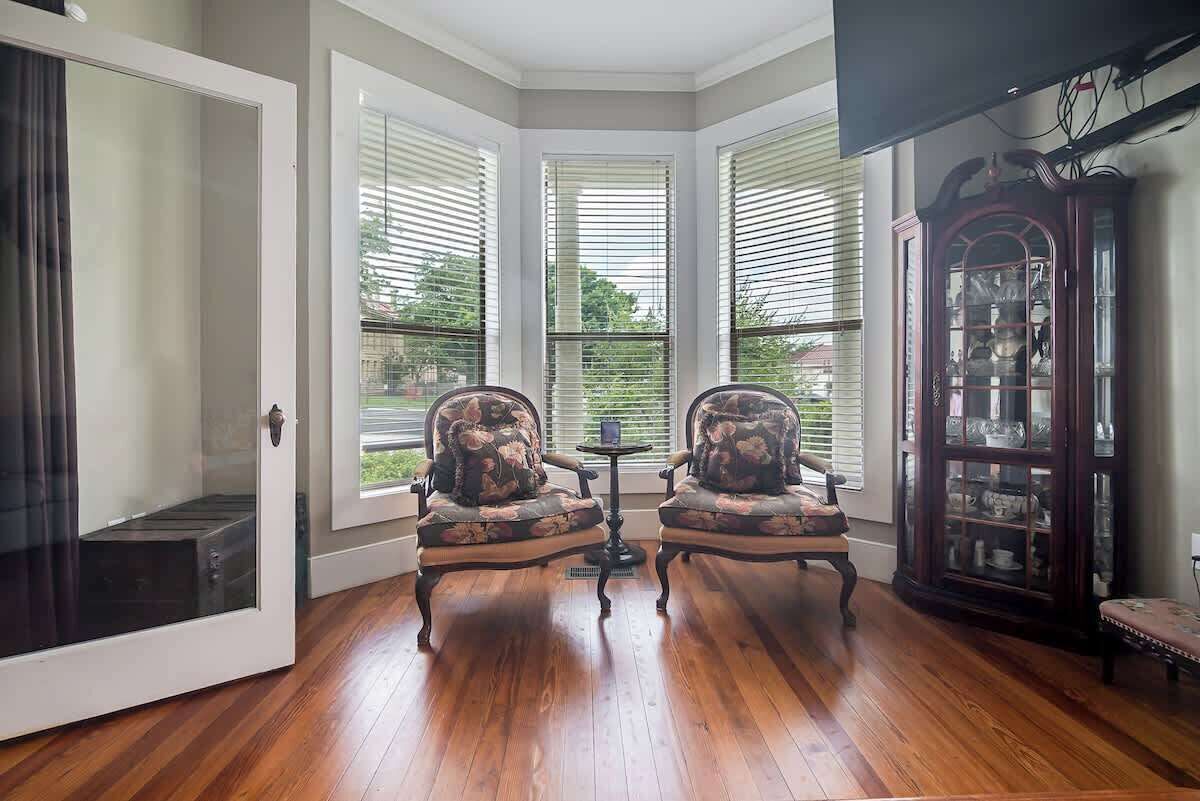 House, Multiple Beds, Patio, Garden View (208 N Avenue G) | View from room