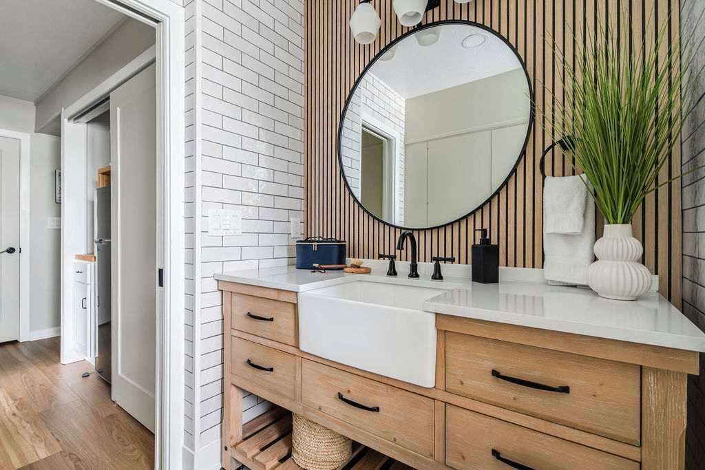 Condo, 1 Katil Raja (King), Kitchen, City View (118 E Main - Unit A) | Bilik Mandi | Tuala disediakan 