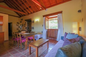 Apartment, Mountain View | Living area