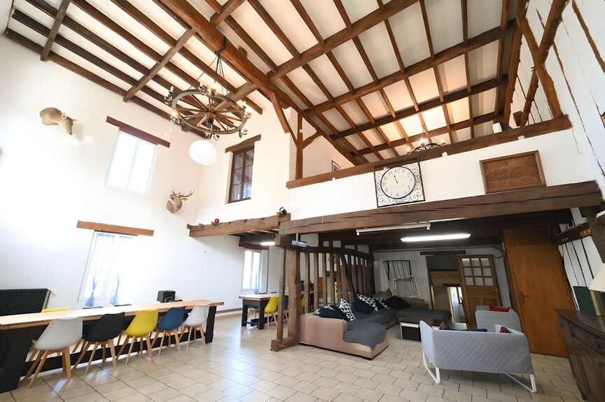 Large Holiday Home For 15 People In The Heart Of The Forest - Ardennes