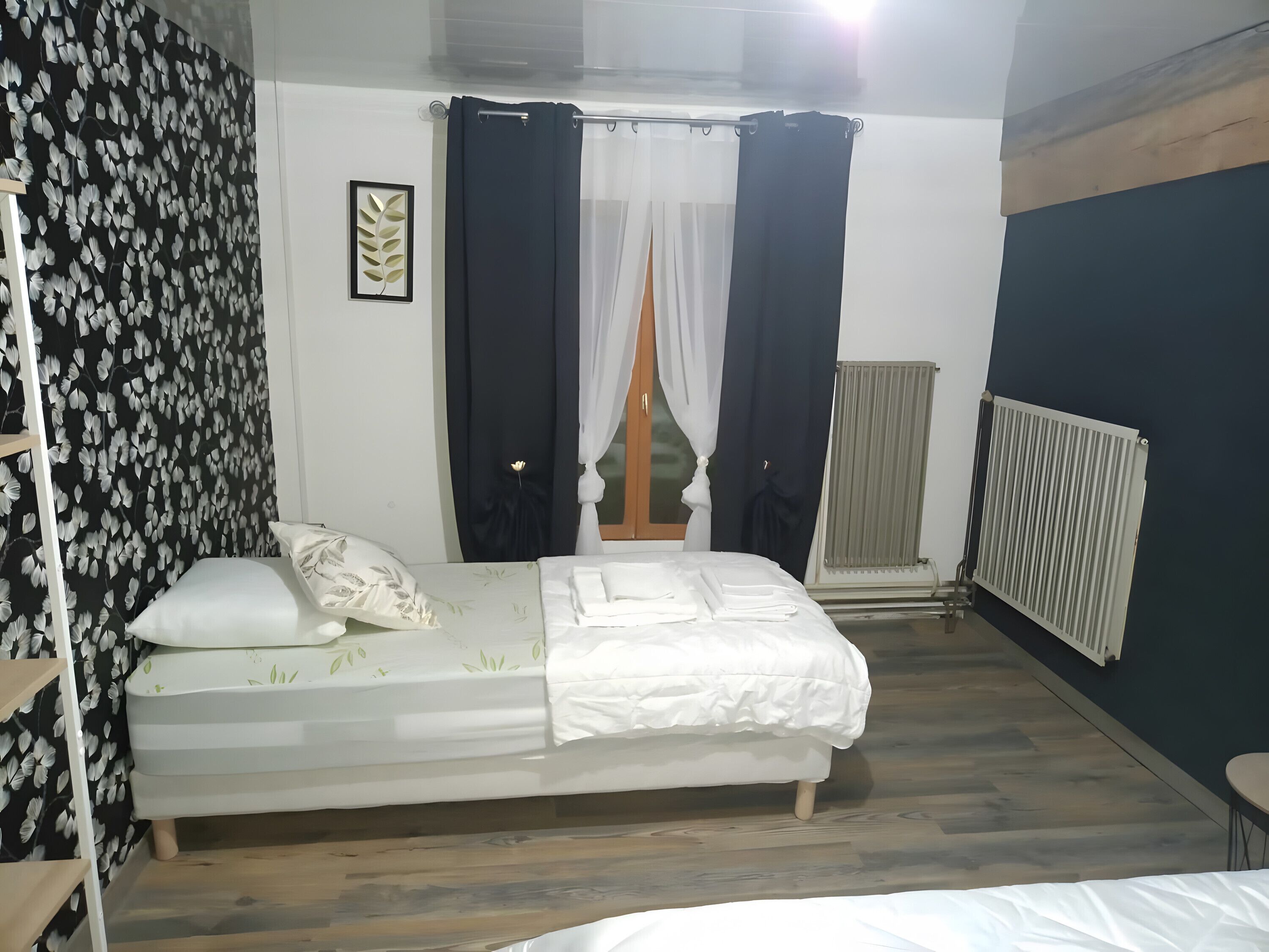 7 dormitorios, tabla de planchar con plancha, wifi y ropa de cama