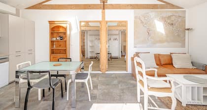 Gßte 'La Grange Hulotte' avec Terrasse Privée, Jardin Partagé et Wi-Fi