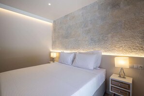 4 bedrooms, iron/ironing board, WiFi, bed sheets - Michael - Four Bedroom Villa, Sleeps 8 (Ermones)