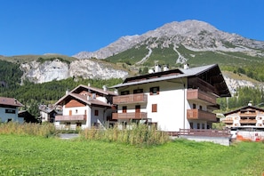 Exterior - Apartment 'Cima De' Piazzi' with Mountain View, Balcony and Wi-Fi (Isolaccia)