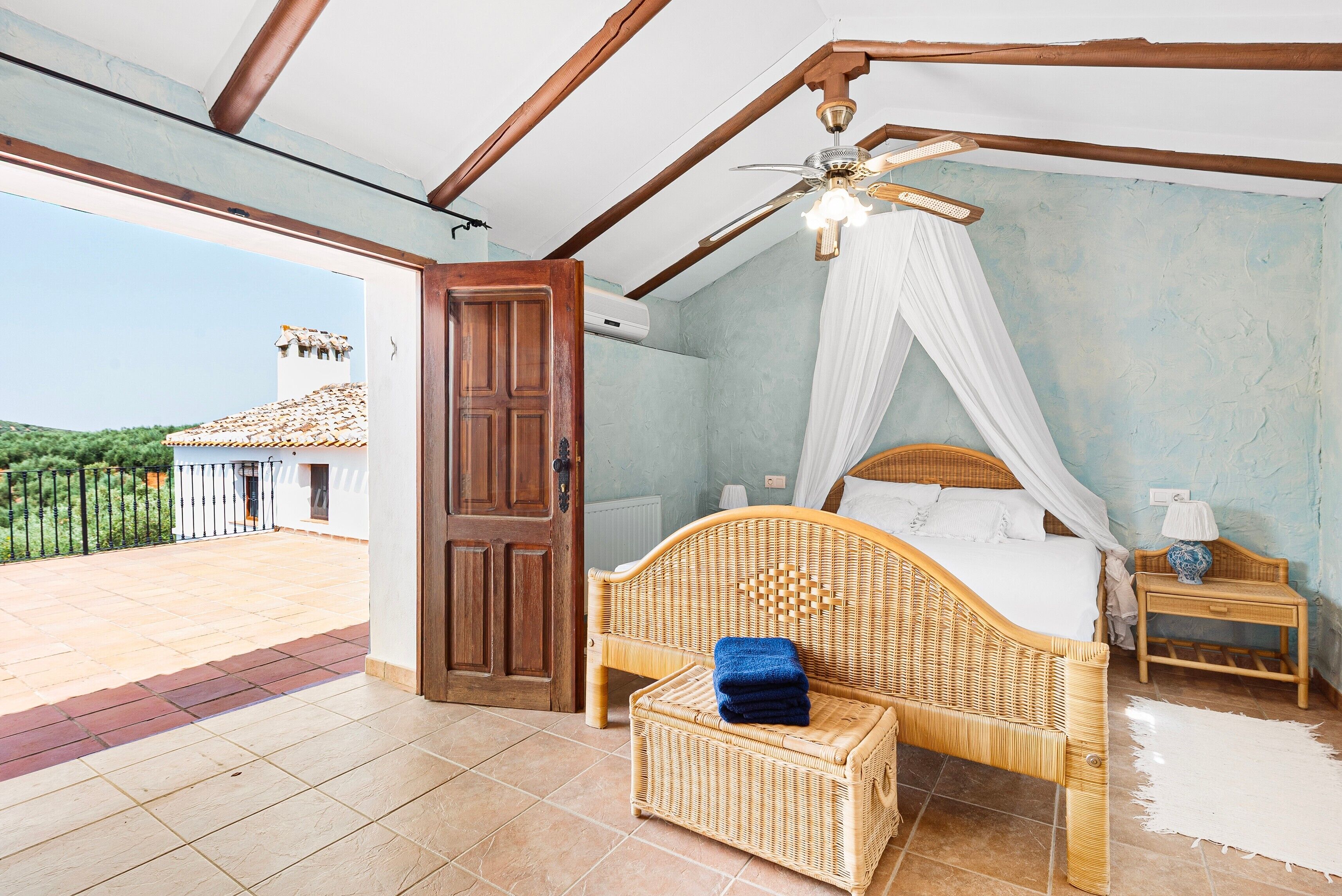 4 slaapkamers, wifi, beddengoed