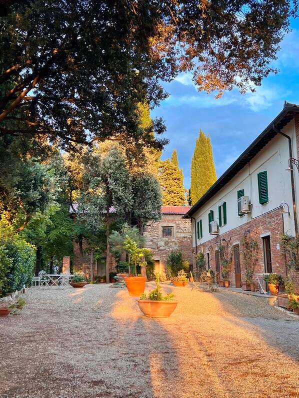 Exterior - Agriturismo Santa Luce – Apartment 'Verbena' with Shared Pool, Wi-Fi and Air Conditioning (Foiano della Chiana)