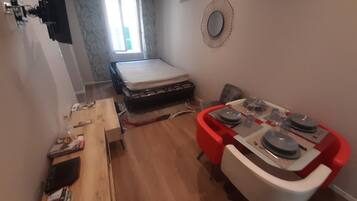 1 bedroom, iron/ironing board, WiFi, bed sheets