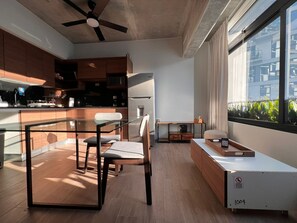 Fridge, microwave, stovetop, coffee/tea maker