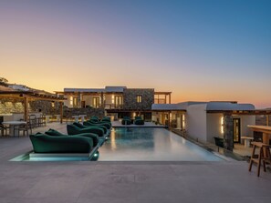 Outdoor pool - Mykonian Shades (Ano Mera)