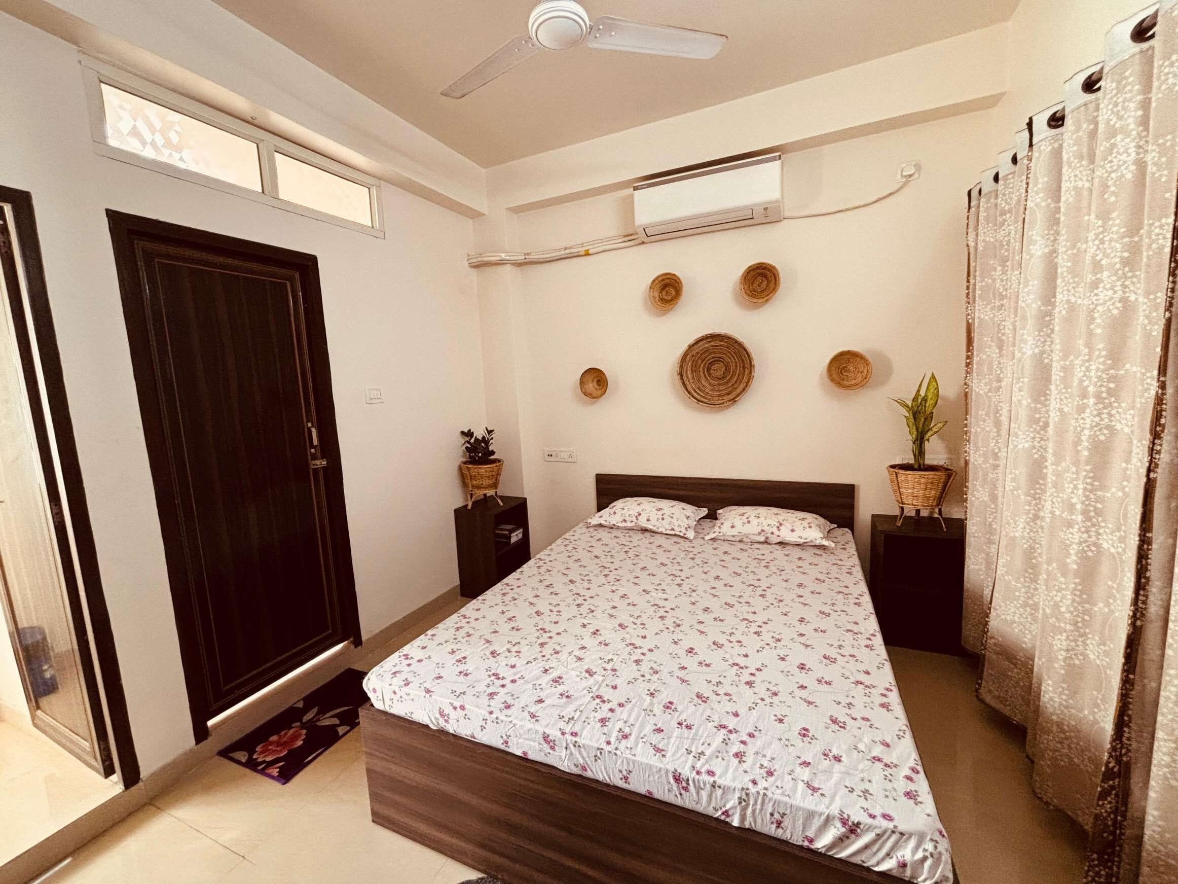 Quarto casal luxo | Wi-Fi de cortesia