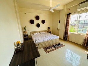 Deluxe Double Room | Free WiFi