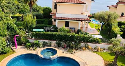 Villa « Diamante » avec Vue sur la Mer, Wi-Fi et Climatisation