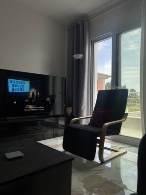 Fernseher, Kamin