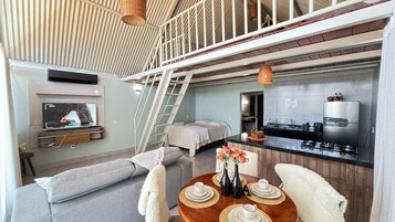 Chalet | Living area | TV