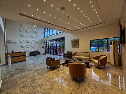 Reens Suites and Apartment