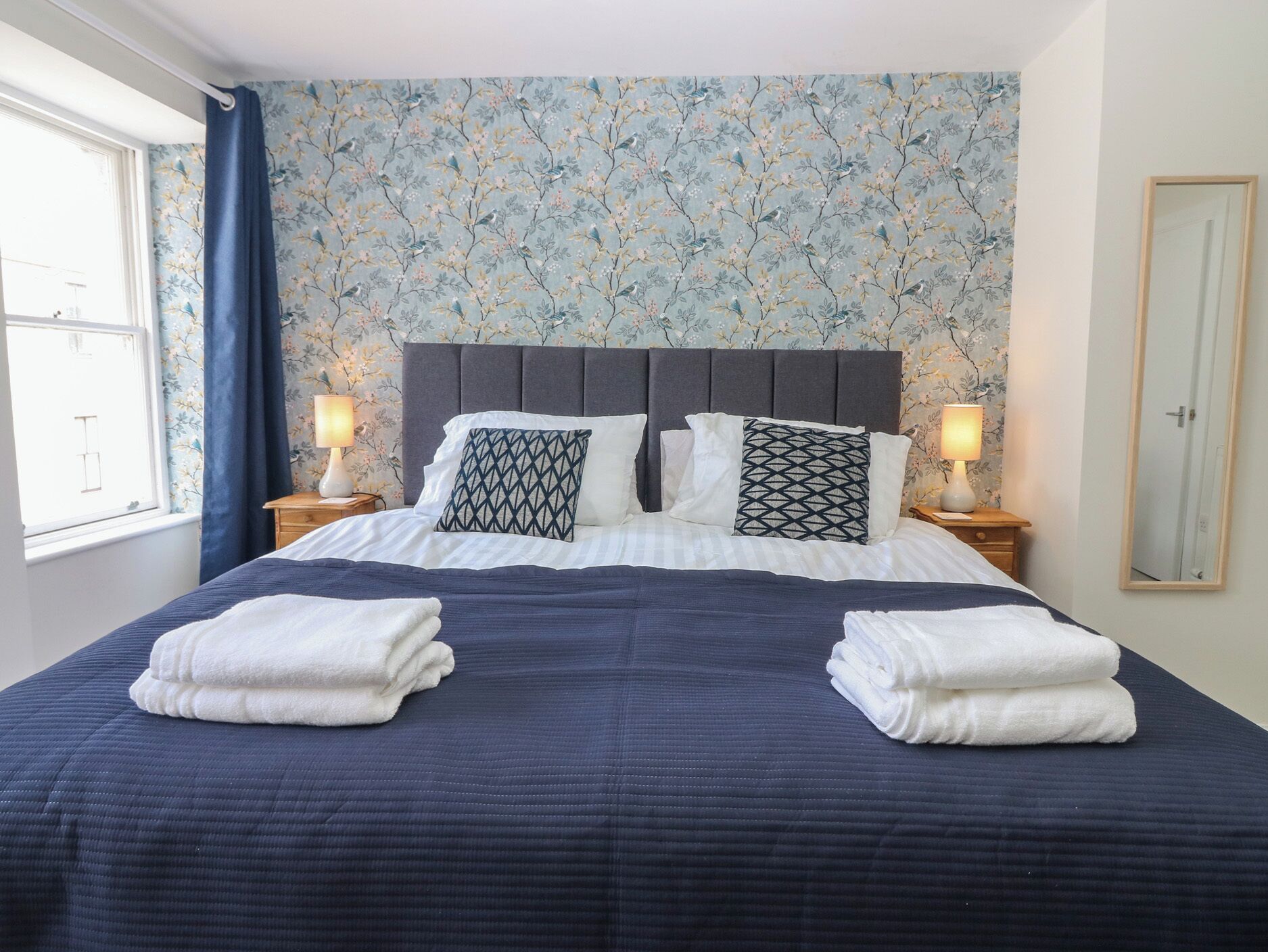 2 多间卧室、特色装修、特色家居、免费 WiFi