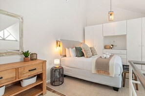 1 dormitorio, escritorio, wifi gratis y ropa de cama