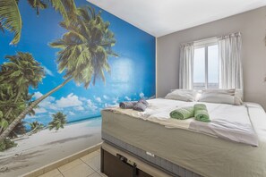 3 bedrooms, iron/ironing board, WiFi, bed sheets - Penthouse with Jacuzzi, Sea & Volcano View (Costa Teguise)