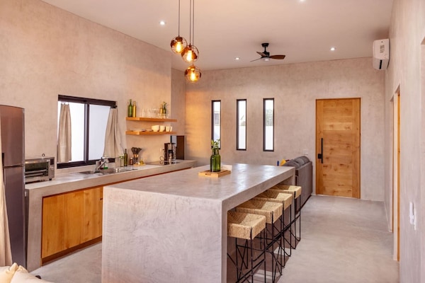 Cooking basics | Coffee maker | Complimentary coffee | Kitchen essentials | Stovetop | Air fryer oven | Wine glasses