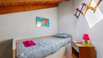 3 camere, Wi-Fi, lenzuola