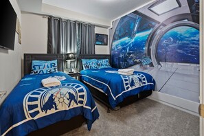 3 bedrooms, iron/ironing board, WiFi, bed sheets
