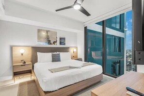 1 chambre, fer et planche à repasser, Wi-Fi, draps fournis
