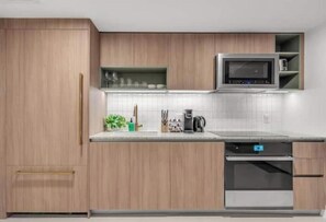 Réfrigérateur, lave-vaisselle