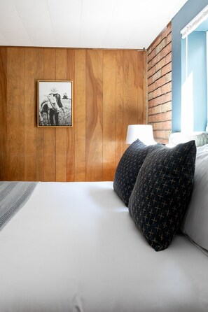 6 عدّة غرف نوم ومكتب ومكواة/لوح كي وواي فاي مجانًا