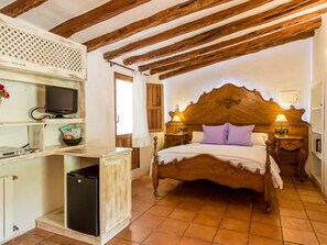 9 間睡房、熨斗/熨衫板、上網、床單