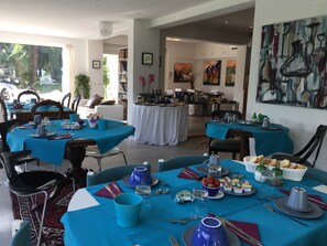 Dining - Bed and Breakfast Loggia degli Artisti 'Deluxe Room Two' with Shared Pool and Air Conditioning (Palazzolo Dello Stella)