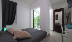 2 bedrooms, WiFi, bed sheets