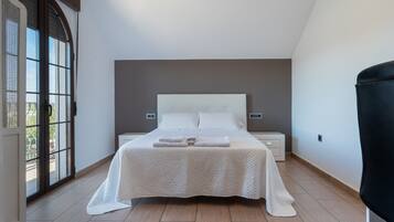 4 slaapkamers, wifi, beddengoed