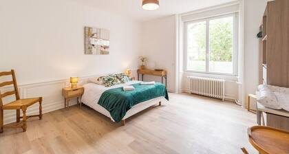 Appartement avec veranda et 3 chambres, Guingamp
