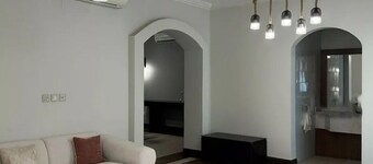 โกลเด้น สแควร์ รีสอร์ต