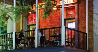 The Oxford Oaks, Discounted Rate for the Florida game!