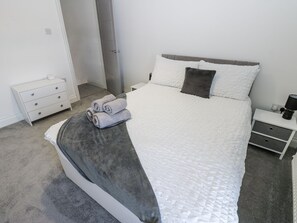 2 多间卧室、特色装修、特色家居