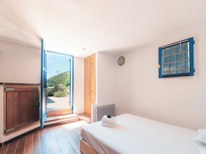 3 camere, ferro/asse da stiro, lenzuola