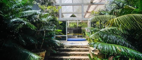 Piscine intérieure