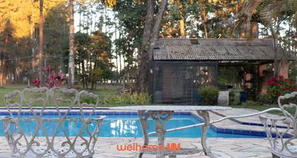 Sitio em Sarapui com Piscina e Lazer Completo